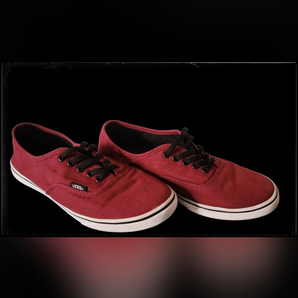 VANS‎ shoes, 9 women's, 7.5 men's